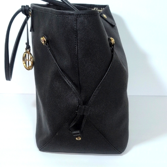 Henri Bendel Black Saffiano Leather Large Tote - Picture 3 of 14